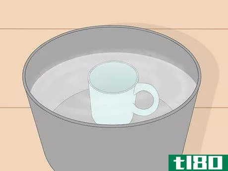 Image titled Get Stains out of White Mugs Step 2
