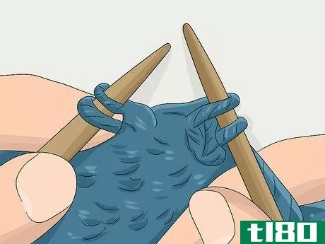 Image titled Knit Mittens Step 13
