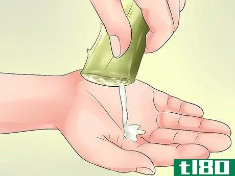 Image titled Use Aloe Vera to Treat Rheumatoid Arthritis Step 2
