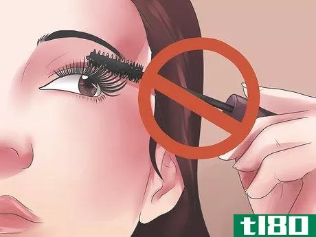 Image titled Grow Back Your Eyelashes After They Fall Out Step 2