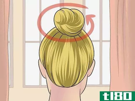 Image titled Get Serena Vander Woodsen's Hair Step 16