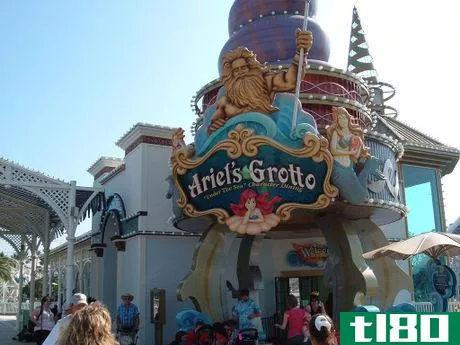 Image titled Ariels Grotto Restaurant at California Adventure