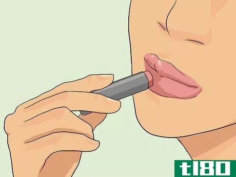 Image titled Heal a Swollen Lip Step 10