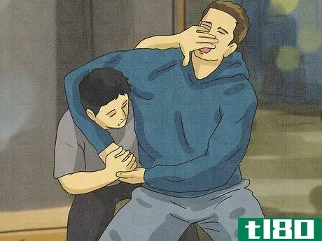 Image titled Get Out of a Headlock Step 3