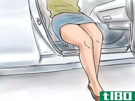 Image titled Get out of a Car Gracefully Without Showing Your Underwear Step 3