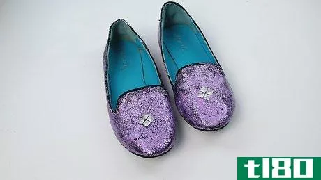 Image titled Make Glitter Shoes Step 14
