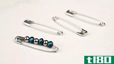 Image titled Make a Bracelet out of Safety Pins Step 1