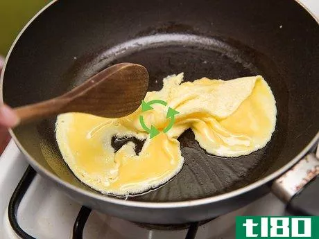 Image titled Make Cheesy Scrambled Eggs Step 5