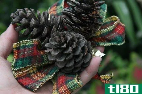 Image titled Make Scented Pine Cones Step 10
