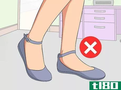 Image titled Make Short Legs Look Longer Step 15
