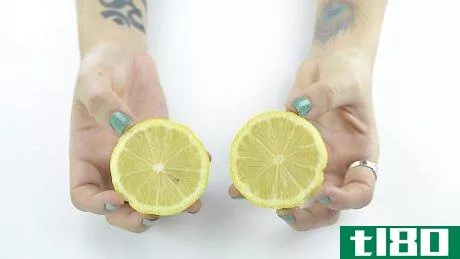 如何做柠檬蜂蜜水(make lemon honey water)