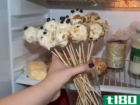 Image titled Make Blueberry Muffin Cake Pops Step 16