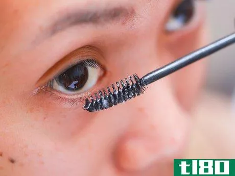 Image titled Make Eyelashes Longer with Vaseline Step 9