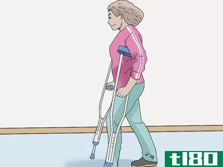 Image titled Make Your Crutches More Comfortable Step 8