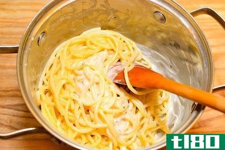 Image titled Make Pasta With Alfredo Sauce From a Jar Step 10