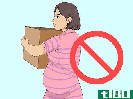 Image titled Lift Objects When Pregnant Step 9