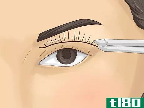 Image titled Lengthen Eyelashes Without Mascara Step 1