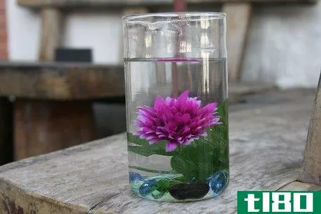 Image titled Make Elegant Centerpieces Using Distilled Water and Silk Flowers Step 11