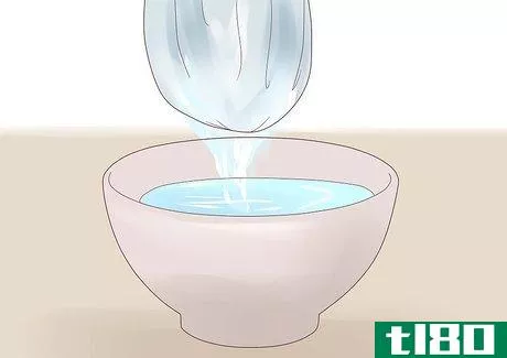 Image titled Make Perfume (Flower Blossoms and Water Method) Step 5