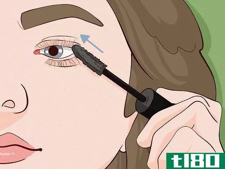 Image titled Make Your Eyelashes Look Longer Without the Expensive Mascaras Step 4