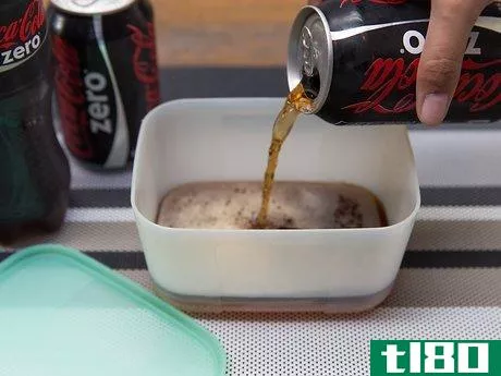 如何在家里做可口可乐冰激凌(make coca cola icees at home)