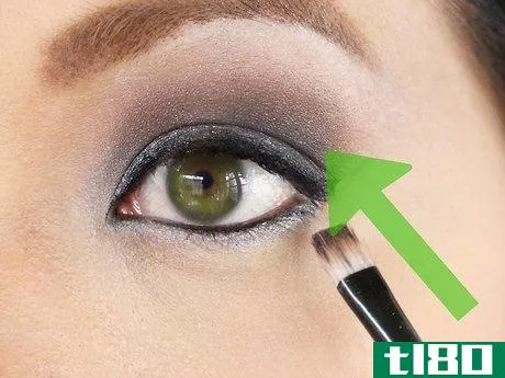 Image titled Make Green Eyes Stand Out Step 2