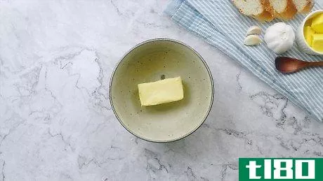 如何做大蒜黄油(make garlic butter)