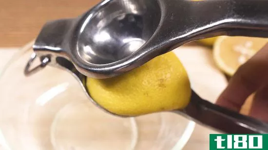 如何制作鲜榨柠檬水(make fresh squeezed lemonade)