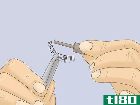 Image titled Lengthen Eyelashes Without Mascara Step 2