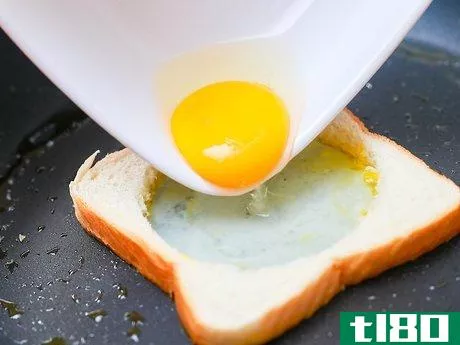 Image titled Make Eggs in a Basket Step 3