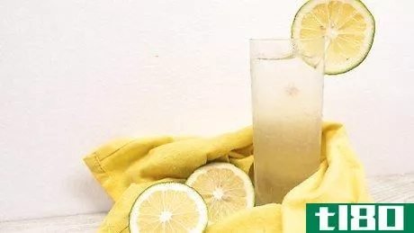 Image titled Make Fresh Squeezed Lemonade Step 5