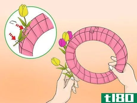 Image titled Make a Tulip Wreath Step 5