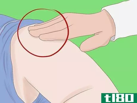 Image titled Administer a Vitamin B Injection in the Deltoid Step 2
