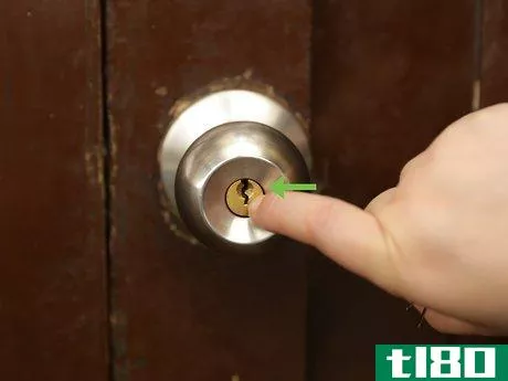 Image titled Pick Locks on Doorknobs Step 21