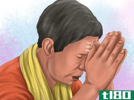 Image titled Pray in Hindu Temples Step 10