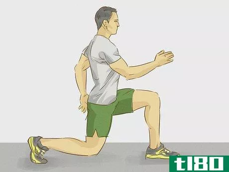 Image titled Do Lunges Step 5