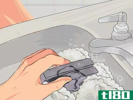 Image titled Remove E6000 Glue Step 9