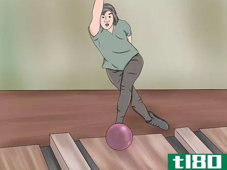 Image titled Bowl with Reactive Bowling Balls Step 8