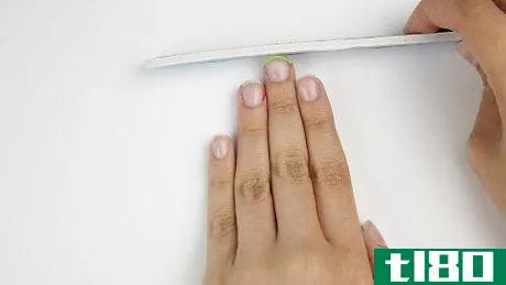 Image titled Apply Glitter on Nail Polish Step 1