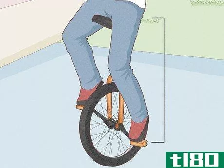 Image titled Ride and Mount a Unicycle Step 3