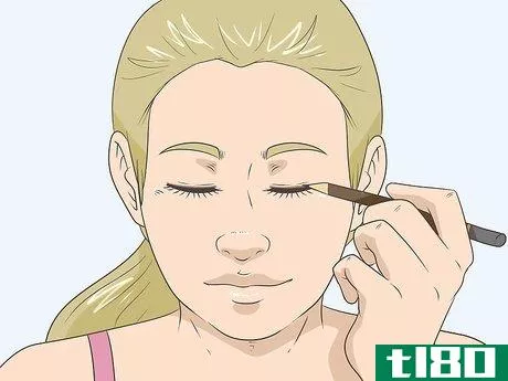 Image titled Apply Eyeliner That Stays All Day Step 6