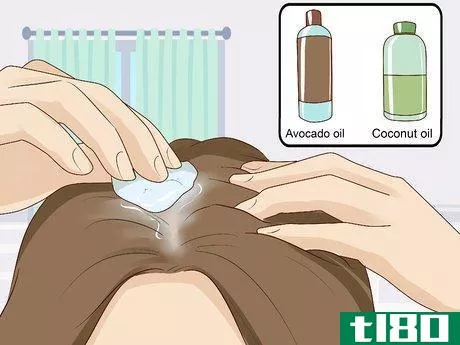 Image titled Use a Pre‐Shampoo Treatment Step 1.jpeg