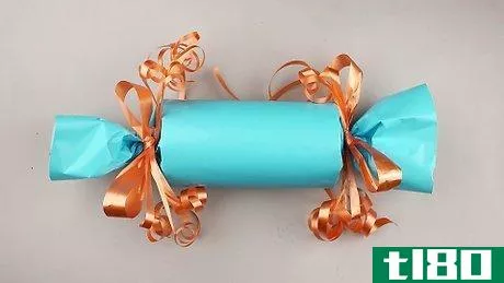 Image titled Wrap Cylindrical Gifts Step 9