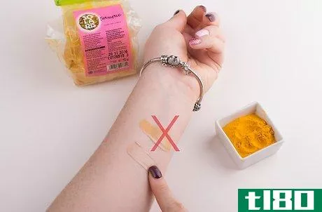 Image titled Add Turmeric to Your Makeup Step 8