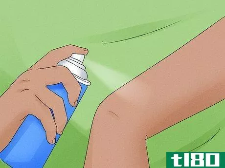 Image titled Apply Sunscreen Spray Step 6
