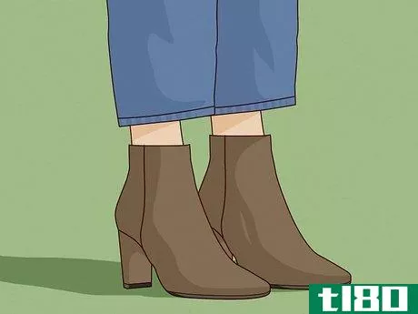Image titled What Shoes Should You Wear with Straight Leg Jeans Step 9