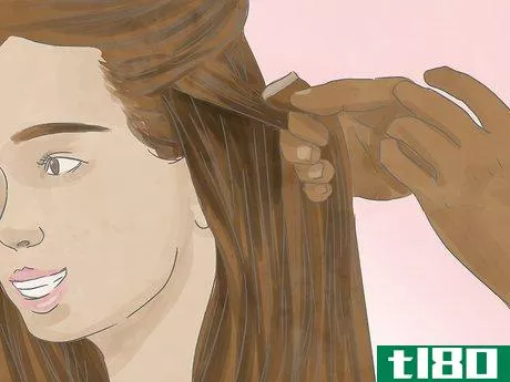 Image titled Apply Tape‐In Hair Extensions Step 7