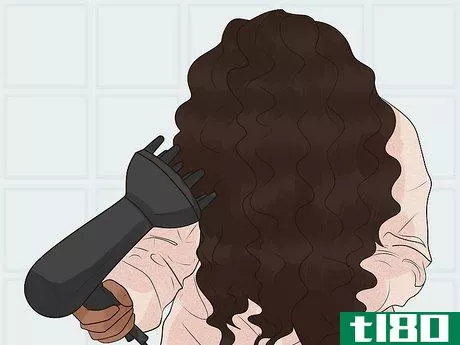 Image titled Use the Curly Girl Method for Wavy Hair Step 8