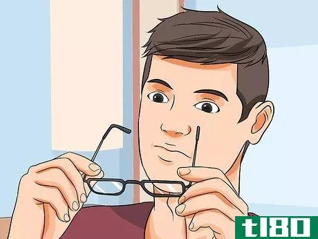 Image titled Avoid Scratching Eyeglasses Step 2