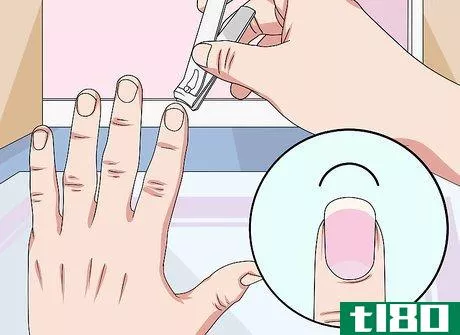 Image titled Use Nail Clippers Step 4